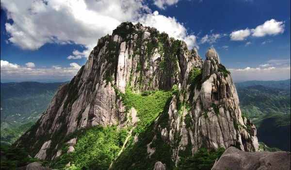 天下第一奇山：因轩辕帝在此炼丹得名，景色奇绝连泰山都甘拜下风