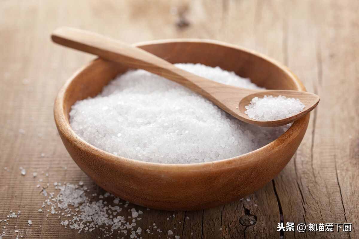 买盐时，工业盐和食盐有啥区别？认准盐袋“这串字”，买到放心盐