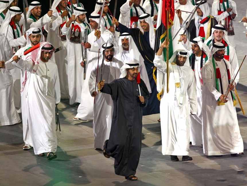 迪拜那么发达，为何至今不独立呢？
