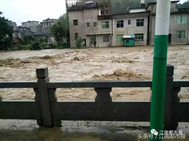 大雨磅礴，汛情紧急，望平安！