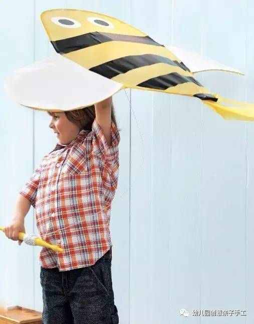 幼儿园亲子手工之自制风筝教程，天气正好，带上孩子去郊游！