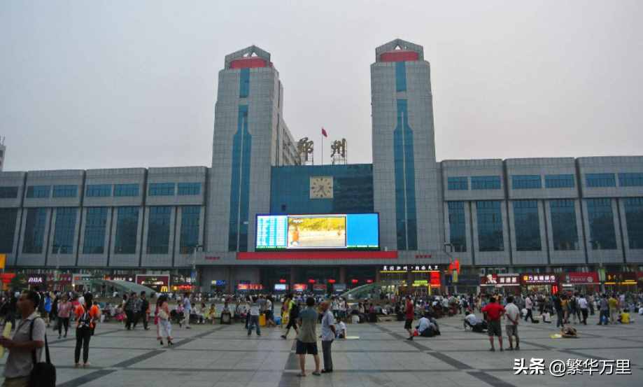 河南省的洛阳市，整个中西部第十城，为何是非省会第一？