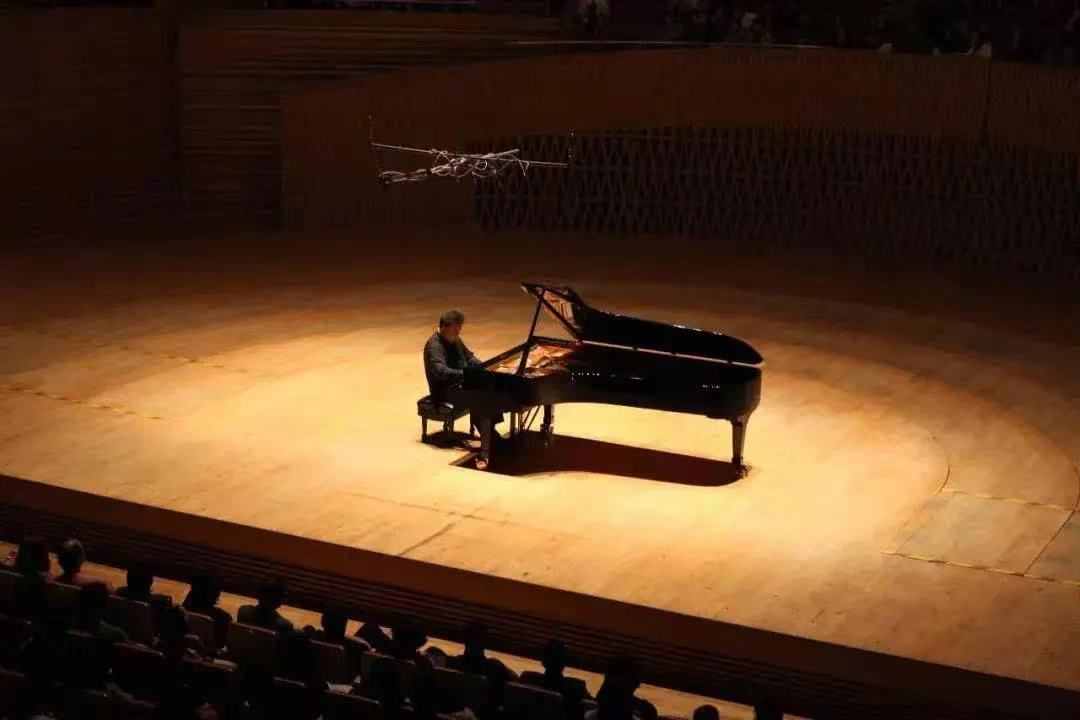 钢琴家李坚将以“无音之音”追忆傅聪，寻找音乐世界的忘我境界