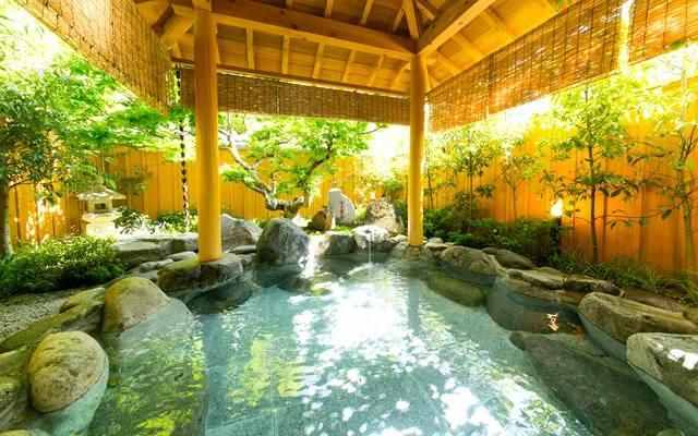 日本人泡温泉真的能“男女同浴”吗？他们还有哪些温泉礼仪？