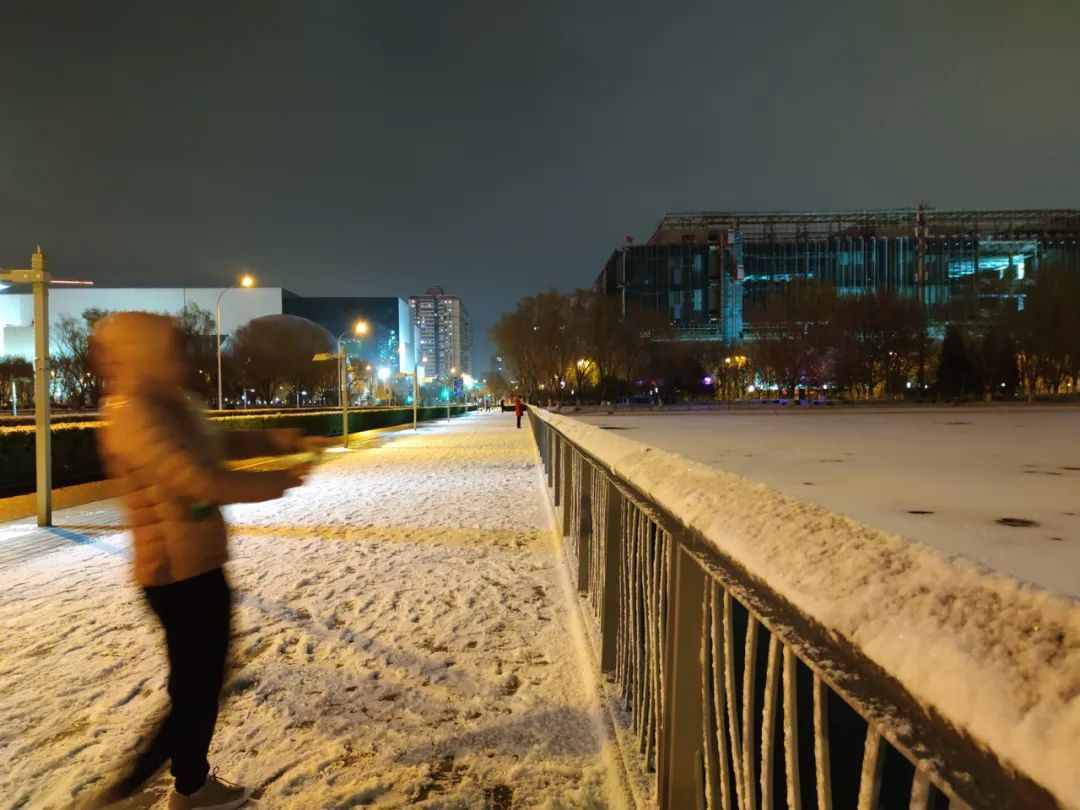 北京又下雪了，2020年最后一场雪，看下有趣的雪景大赛照吧