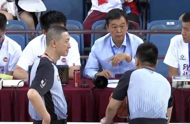 中国篮球令人捉摸不透的规则