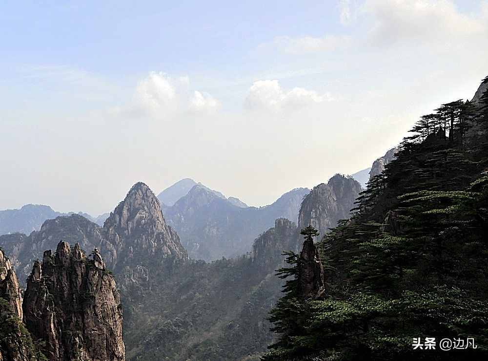 黄山奇石：“梦笔生花”，“猴子望太平”