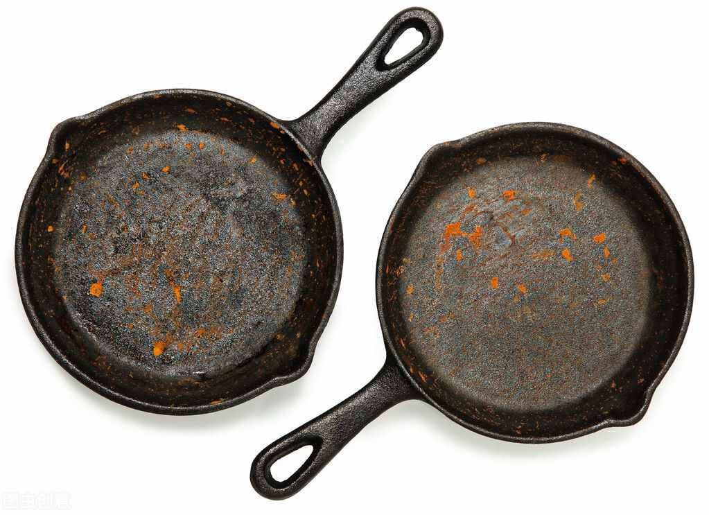 家里铁锅生锈怎么去除？搞明白生锈原因，去除它们并不难