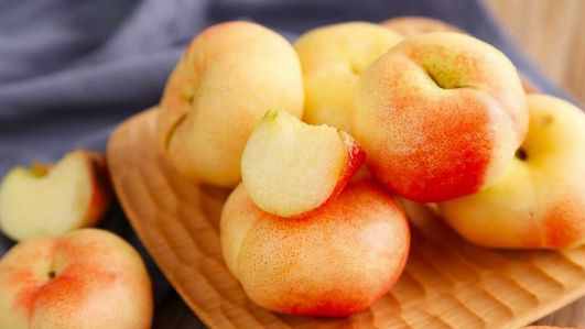 桃子不能和西瓜一起吃，容易产生剧毒物？营养师告诉你是谣言真相