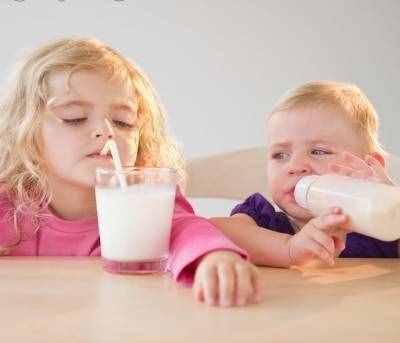 每天一杯牛奶有什么好处？选择什么样的牛奶更有利于健康？