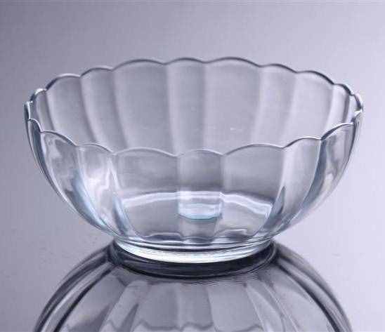 你知道哪种玻璃碗可以在烤箱里使用吗？