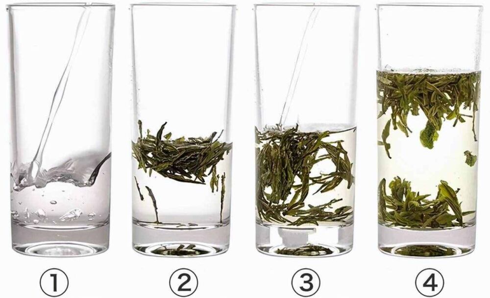 泡绿茶最怕先放茶叶再倒水，想茶汤香浓口感好，牢记“三投”泡法