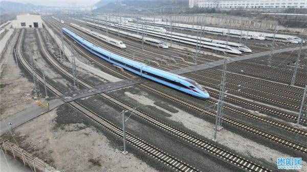 7月1日起贵州铁路开启暑运模式 首轮客流高峰预计7月10日前后到来