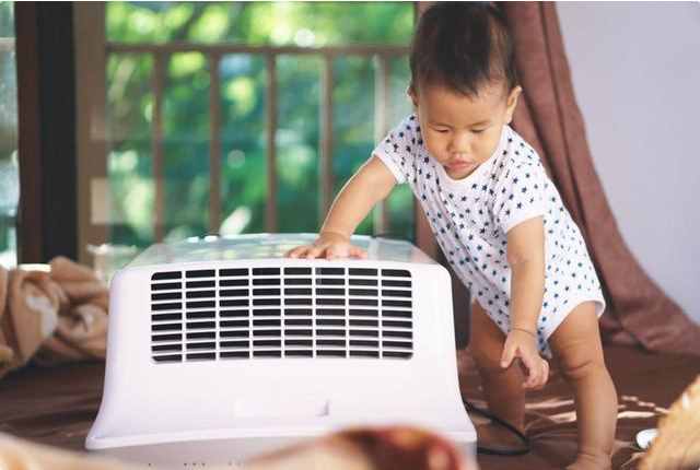 夏天吹空调，给小婴儿开26℃并非标准，根据实际情况来判断更合理