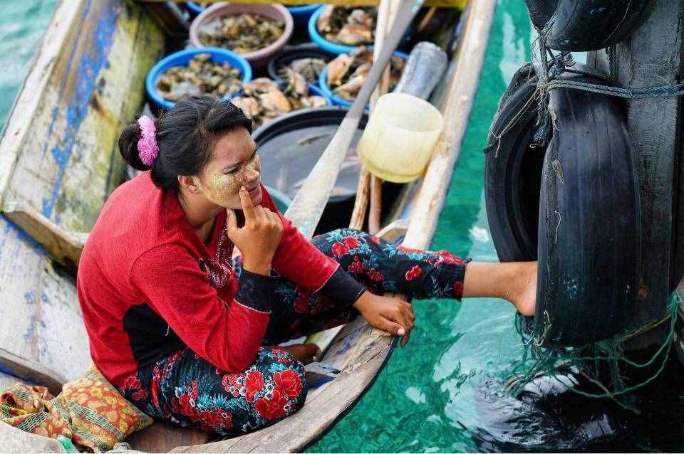 巴瑶族没有国籍，上岸晕土，为何还能在海上屹立不倒？