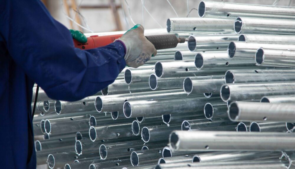 钢结构工程：镀锌板的主要用途是什么？