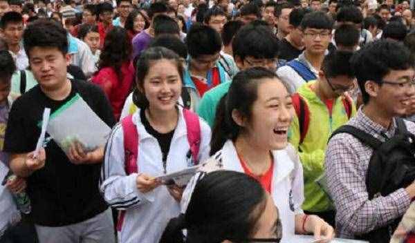 山东2021年高考，本科4.8万人滑档，高于北京参加高考总人数