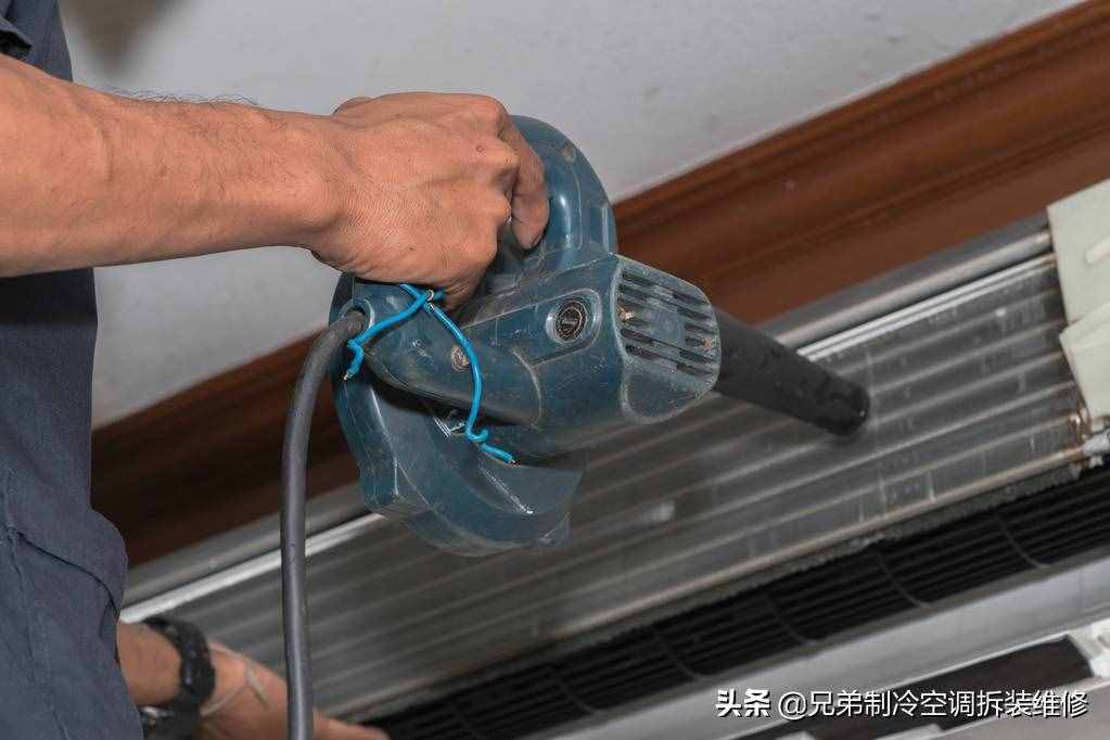如何清洗家用中央空调过滤器