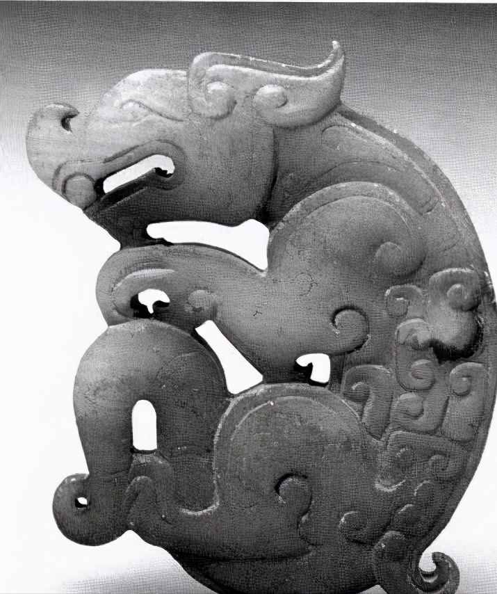 浅析中国图腾的起源与演变，龙图腾与熊图腾，谁才是图腾始祖？