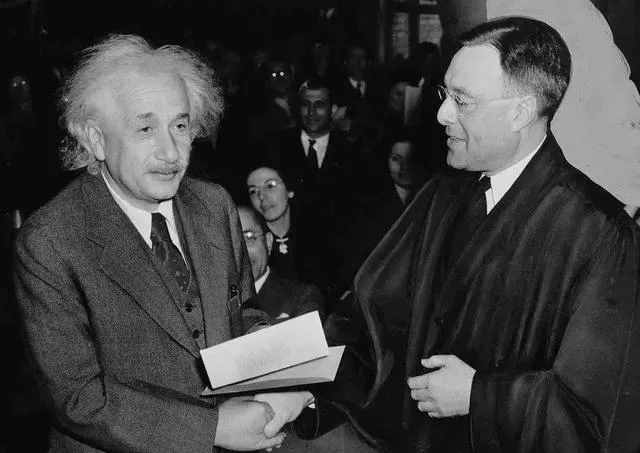天才王垠惊人言论炸翻网友：相对论是假说，爱因斯坦是民科