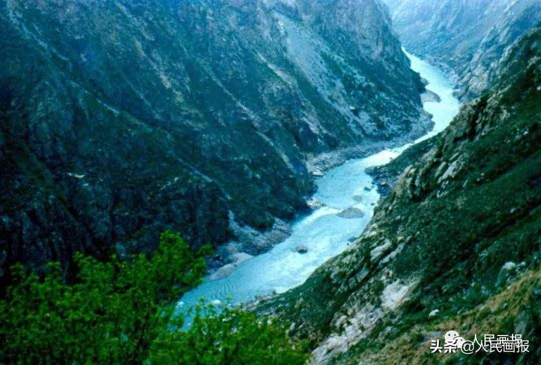 跟着总书记看中国 | 瞰！中国最长的高原河流