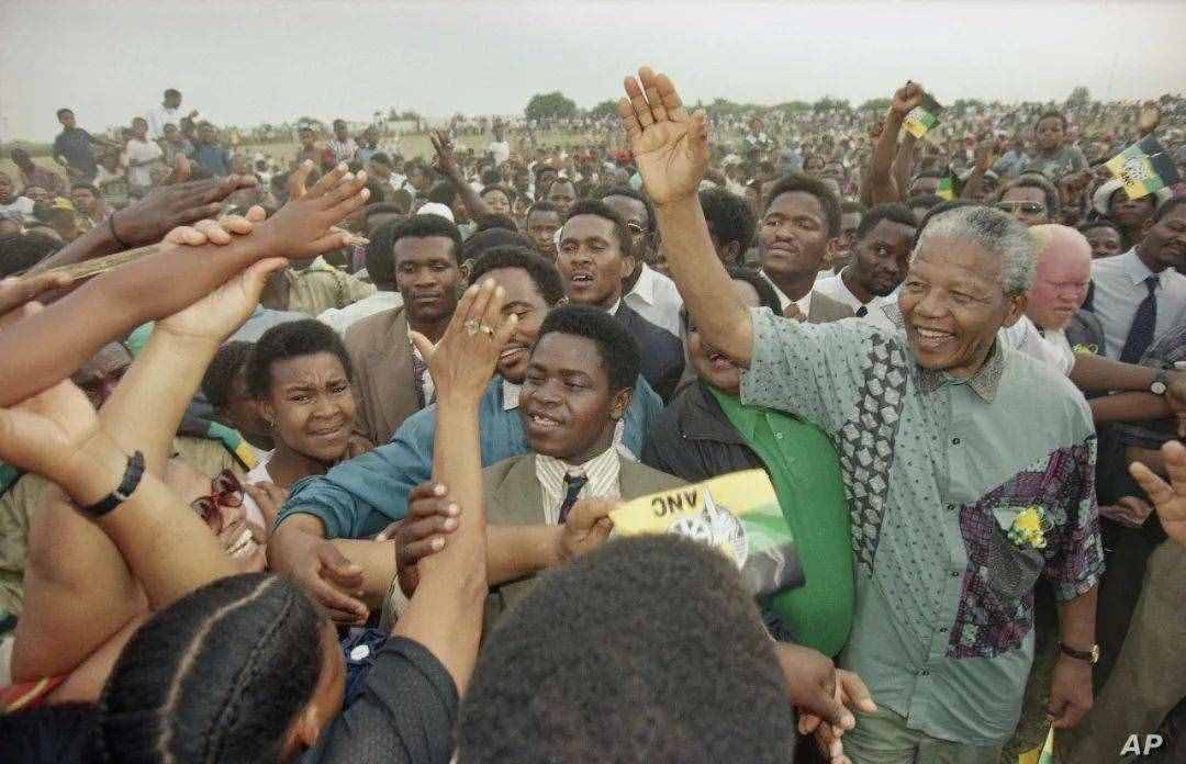 1994年以来最大骚乱，黑人解放后的南非为何越来越乱