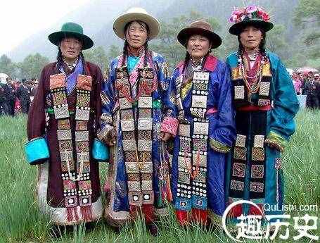 藏族服饰 藏族服饰有哪些特点