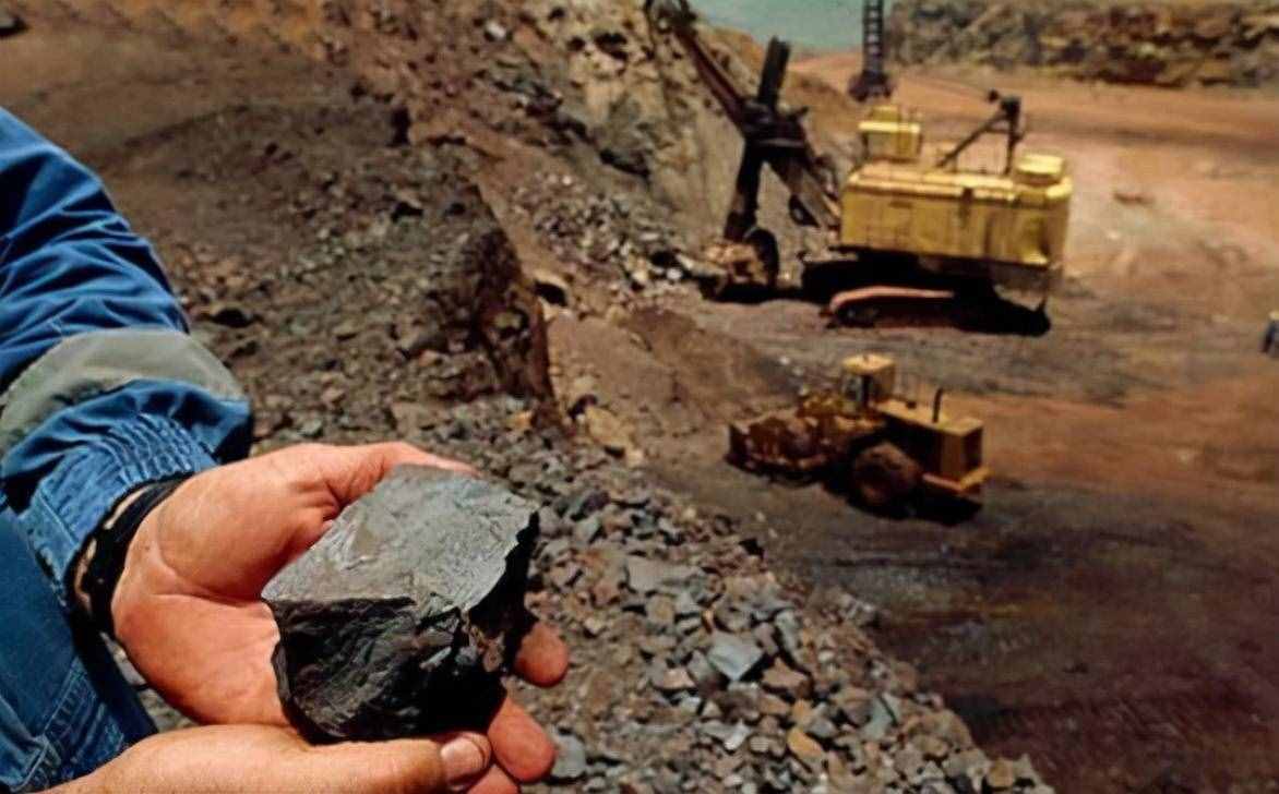 铁矿石价格一路下跌，失去了铁矿石保护的澳大利亚，还剩什么？
