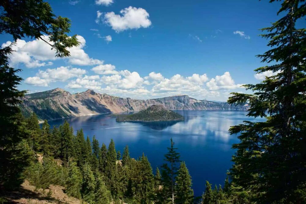 世界最深的十座湖泊