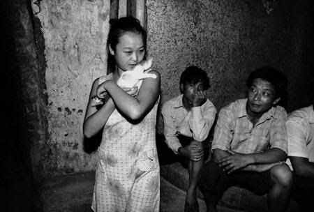 透过镜头看“看不见”的生活，一代摄影大师赵铁林