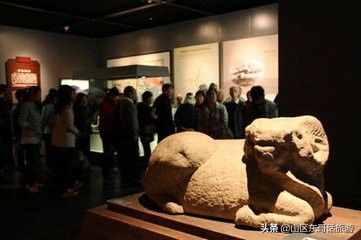 安徽省博物院新馆为国家展示，传递历史和文化的旅游景区