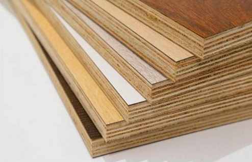 颗粒板、指接板、实木板、多层板，定制类的衣柜，到底选哪种？