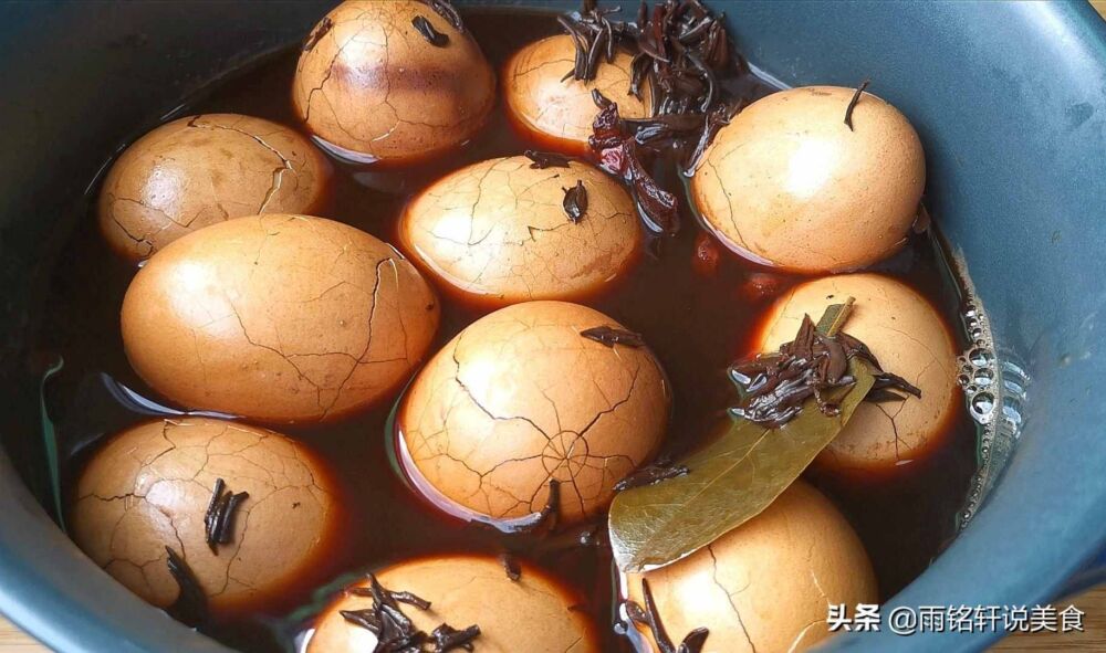 50年祖传茶叶蛋做法，不加一滴酱油，茶香味浓，做法简单超好吃