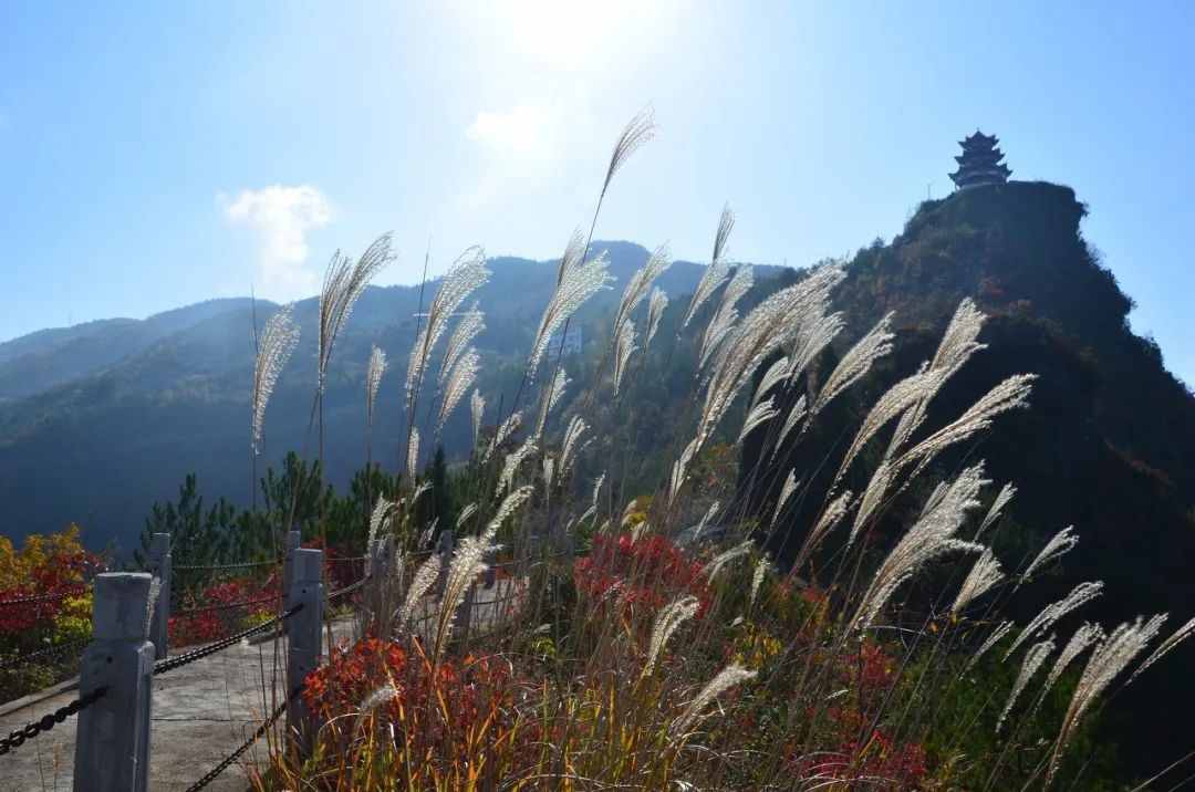 13座神奇的中国“空中古寺”，美得让人腿脚发软