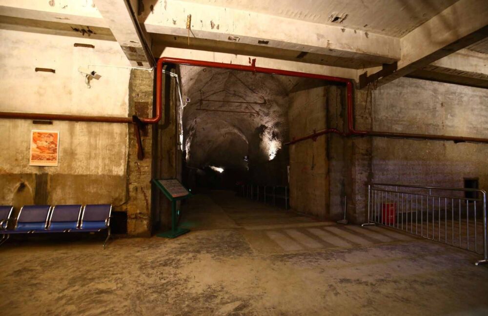 “816”核工程：世界第一人工洞体，两万人挖空大山，却没用上