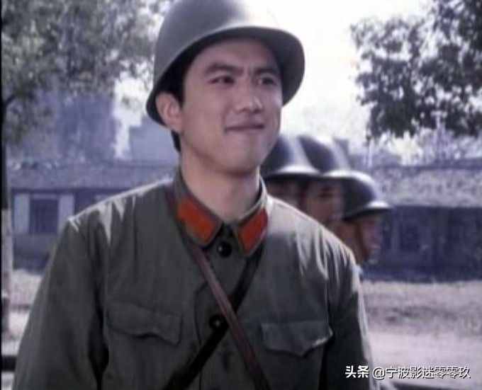 他演的响马县长比姜文早了24年，曾饰林芳兵恋人