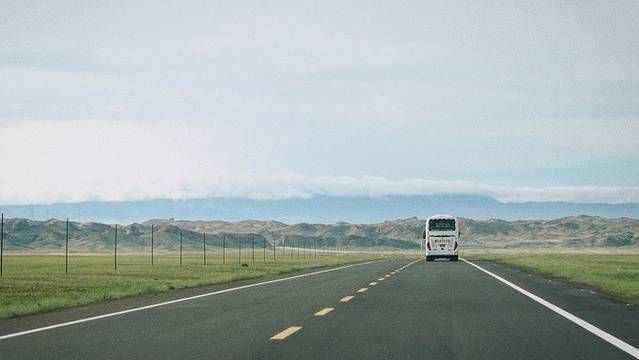 《新疆旅游攻略》左手美景，右手爱人，幸福度满分的新疆北疆旅游攻略