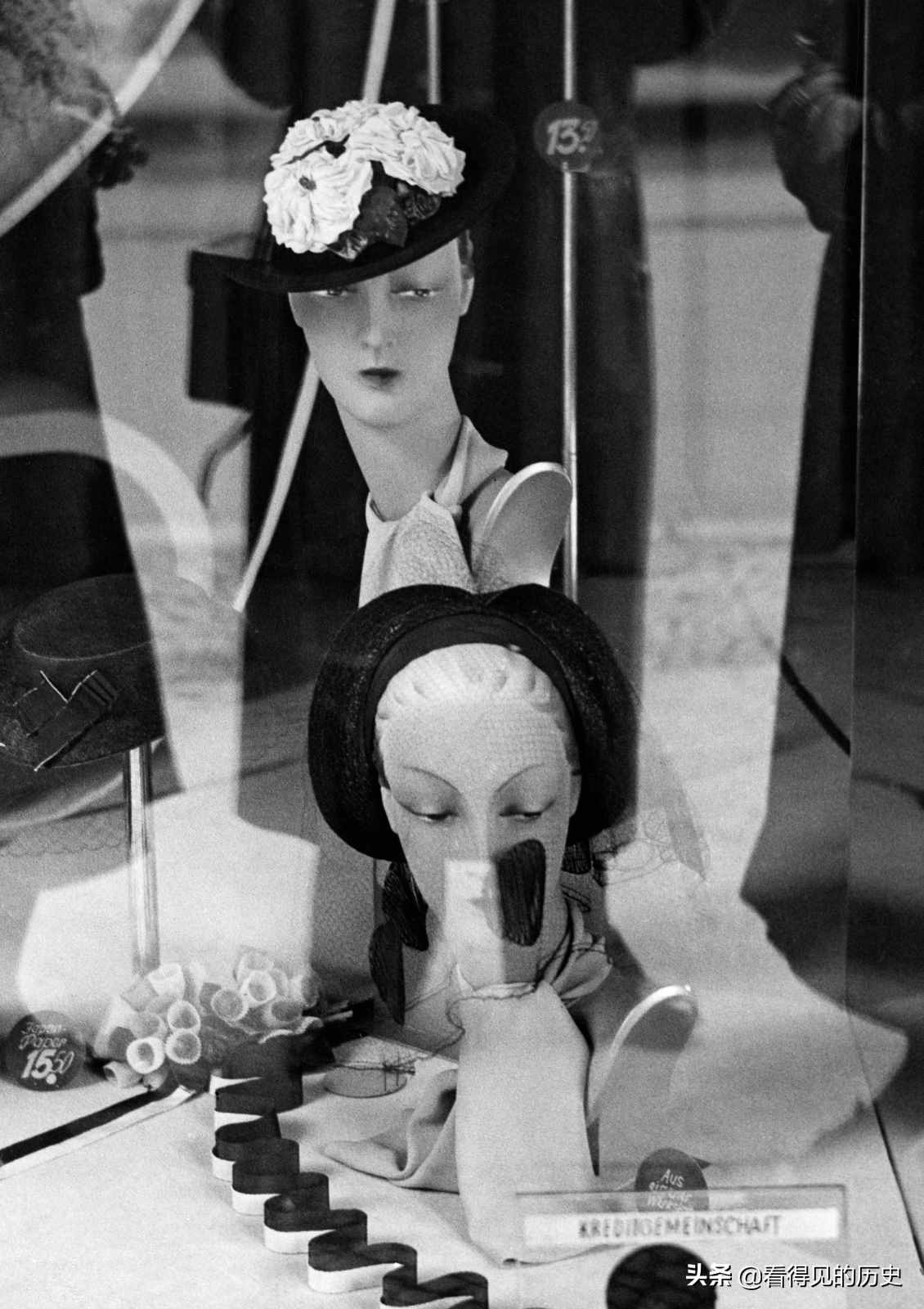 老照片 30年代德国的时装模特 很是时尚