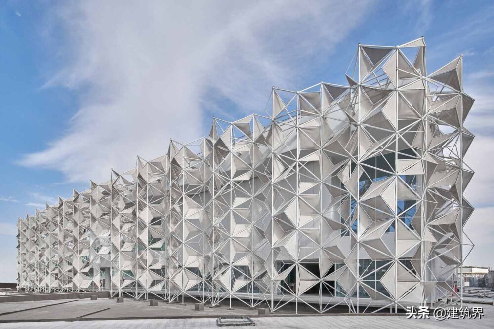 迪拜世博会日本馆，用建筑语汇揭示了日本和中东的文化关联