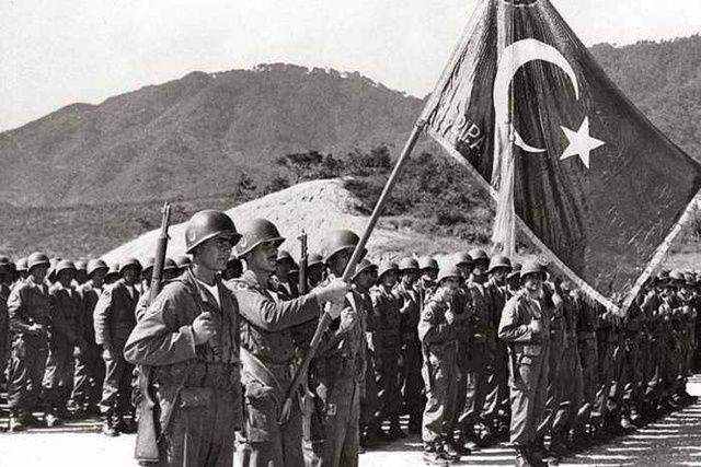 土耳其三次猛攻“志愿军”，“歼敌”无数，打完才发现，是队友