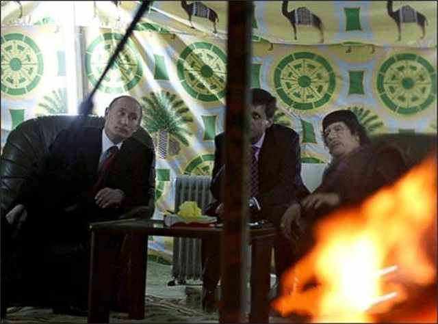 卡扎菲首次于联合国演讲，一句"我们的儿子奥巴马"令众人瞠目结舌