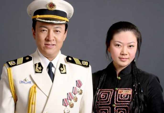 歌唱家吕继宏，年近6旬还单身一人，不是不想结婚而是无人能娶