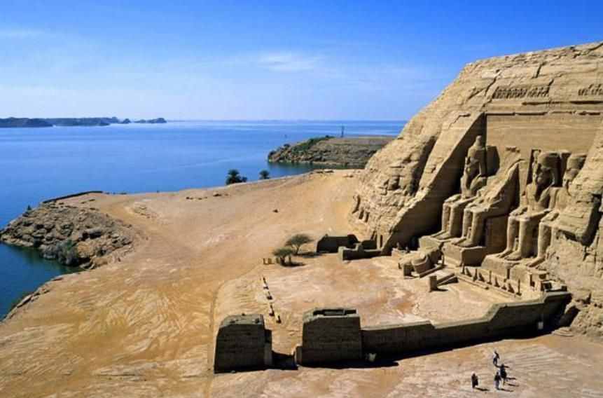 埃及法老拉美西斯二世神庙，距今3300多年了，它有个谜团无人能解
