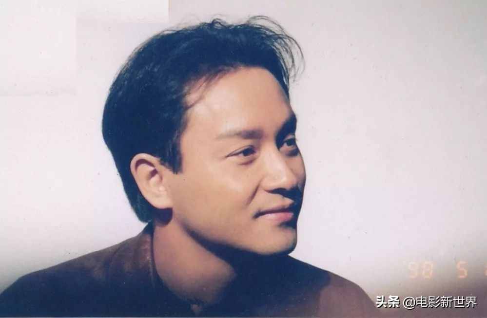 张国荣从艺26年，唱过50多首影视金曲，最难忘还是《当年情》