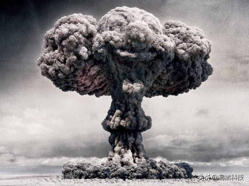 核武器1到4代的威力有多大？如果爆炸发生在自己身边该如何求生？
