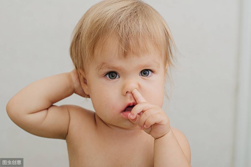 孩子经常吃鼻屎怎么办？吃吧，吃鼻屎还有好处