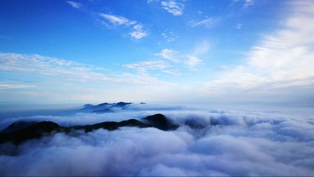 南岳衡山是五岳中唯一位于南方的山，也是唯一佛道共生的圣山