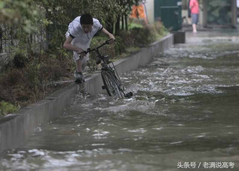 给排水科学与工程最佳10强高校，河海大学排行第三