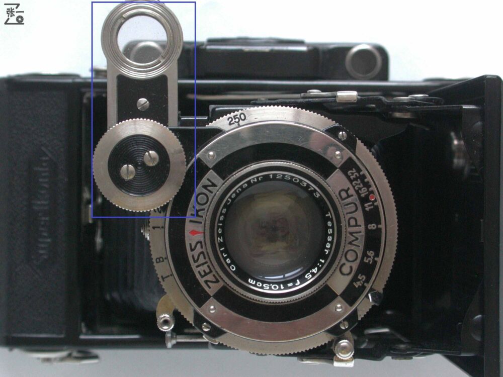 黄斑对焦的折叠皮腔相机：德国蔡司Zeiss Super Ikonta 530/2