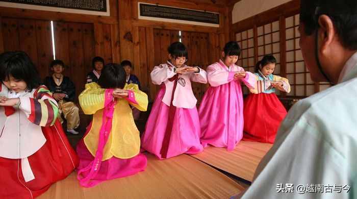 解读韩国一年中最盛大节日春节，与中国越南等国有什么区别